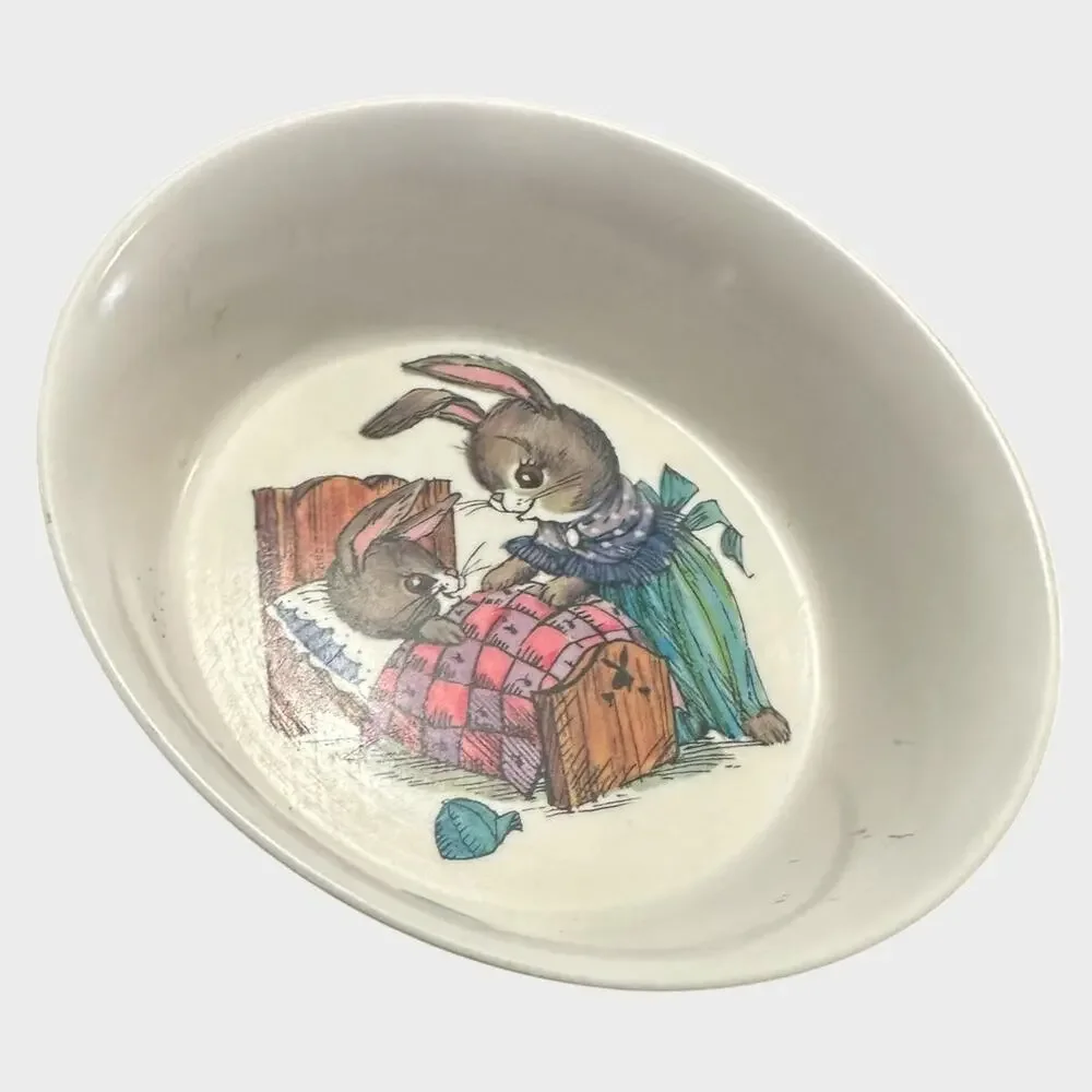 Vintage 60s Oneida Deluxe Storybook Bowl Peter Rabbit Mamma Bedtime #3242 SiLite